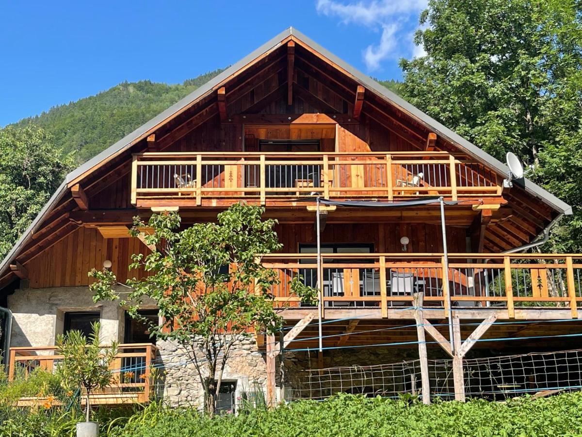 Chambres D'Hotes Les Chambres D'Elsa Albiez-Montrond Εξωτερικό φωτογραφία