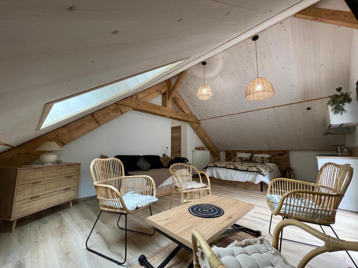 Chambres D'Hotes Les Chambres D'Elsa Albiez-Montrond Εξωτερικό φωτογραφία