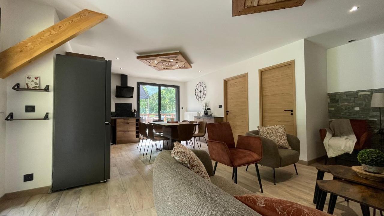 Chambres D'Hotes Les Chambres D'Elsa Albiez-Montrond Εξωτερικό φωτογραφία